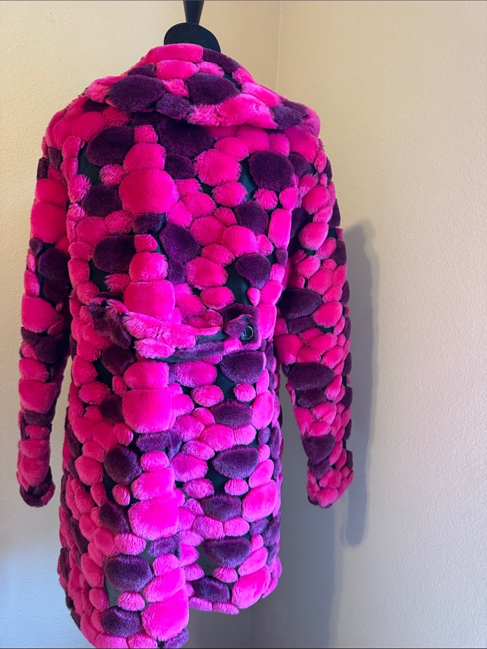 VINTAGE 90’s!!! Women’s Pink & Purple Faux Fur Coat - Picture 5 of 10